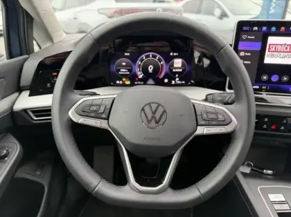 Photo 11 Volkswagen Golf  1.5 eHybrid 204ch VW Edition DSG6