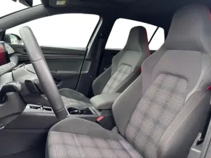 Photo 17 Volkswagen Golf  2.0 TSI 245ch GTI DSG7