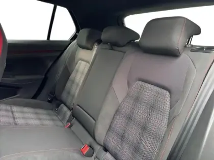 Photo 18 Volkswagen Golf  2.0 TSI 245ch GTI DSG7