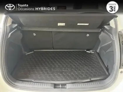 Photo 9 Toyota Yaris  116h Dynamic 5p MY22