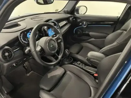 Photo 6 Mini Mini  5 Portes Cooper S 178ch  Essential BVA7