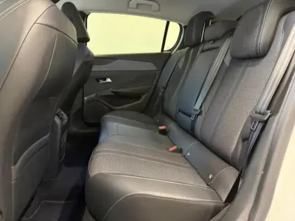 Photo 11 Peugeot 308  1.5 BlueHDi 130ch S&S Allure Pack EAT8