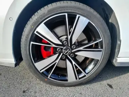 Photo 9 Volkswagen Golf  1.4 eHybrid 245ch GTE DSG6