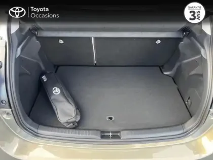 Photo 9 Toyota Yaris  116h Iconic 5p MY22