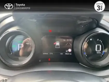 Photo 13 Toyota Yaris  116h Iconic 5p MY22