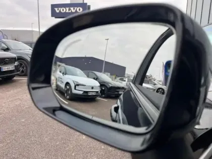 Photo 6 Volvo Xc60  T6 Hybride Rechargeable 350ch Ultra Style Dark Geartronic 8 AWD