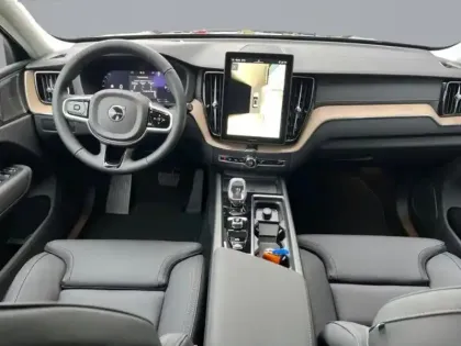 Photo 11 Volvo Xc60  T6 Hybride Rechargeable 350ch Ultra Style Dark Geartronic 8 AWD