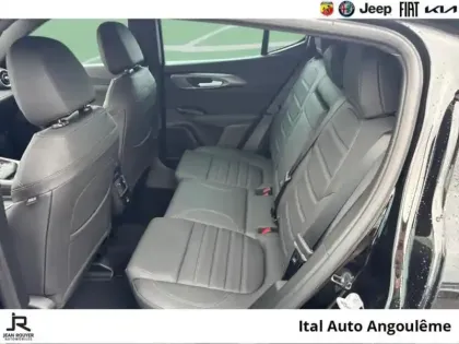 Photo 9 Alfa Romeo Tonale  1.5 Ibrida 175ch Veloce TCT