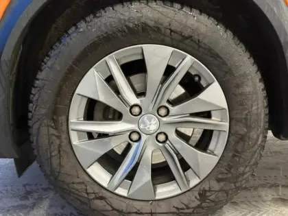 Photo 5 Peugeot 2008  1.2 PureTech 100ch S&S Style