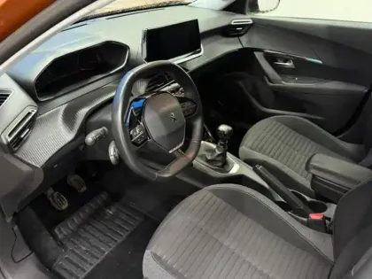 Photo 8 Peugeot 2008  1.2 PureTech 100ch S&S Style