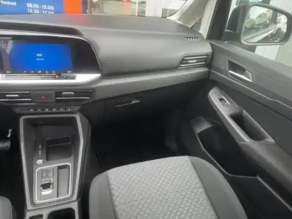 Photo 9 Ford Tourneo Connect  2.0 EcoBlue 122ch Titanium DSG7