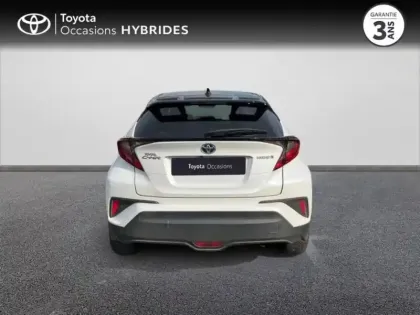 Photo 10 Toyota C-HR  1.8 Hybride 122ch Design Ultimate E-CVT