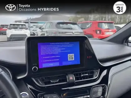 Photo 5 Toyota C-HR  1.8 Hybride 122ch Design Ultimate E-CVT