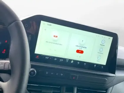 Photo 10 Ford Custom Gén. II Ph1 Limited 1