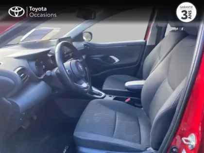 Photo 10 Toyota Yaris  116h Design 5p MY22