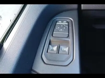 Photo 11 Renault Trafic Gén. III (J82) Ph3 Zen 4