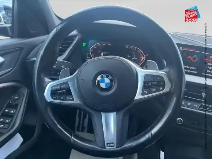 Photo 11 BMW Serie 1 Série 1 118dA 150ch M Sport GPS Camera