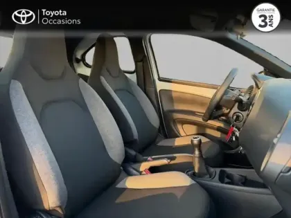 Photo 5 Toyota Aygo  X 72 ch BVM5 Break 5P Dynamic RAC MY24