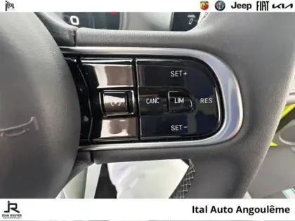 Photo 13 Abarth 500  ABARTH 595 E BERLINE 42 KWH