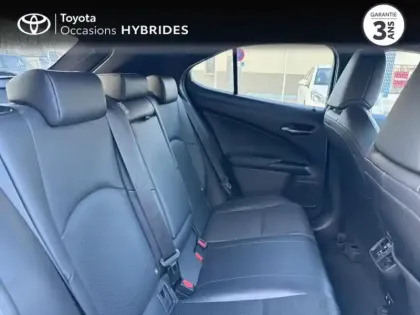Photo 6 Lexus UX  250h 2WD Le Pack Technologie
