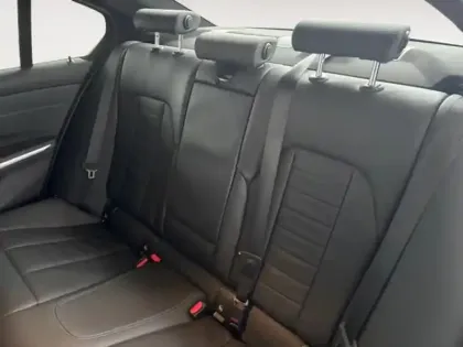 Photo 12 BMW Serie 3 Série 3 330eA 292ch M Sport