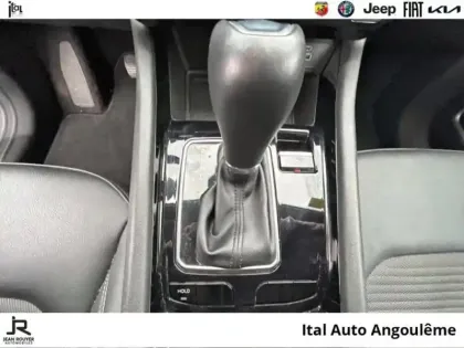 Photo 14 Jeep Compass  1.5 Turbo T4 130ch MHEV Limited 4x2 BVR7