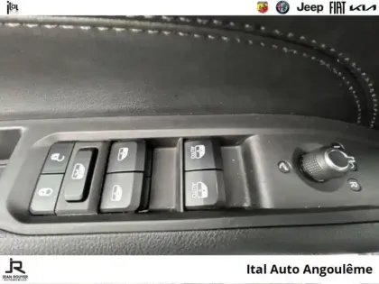 Photo 11 Jeep Compass  1.5 Turbo T4 130ch MHEV Limited 4x2 BVR7