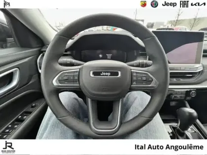 Photo 12 Jeep Compass  1.5 Turbo T4 130ch MHEV Limited 4x2 BVR7