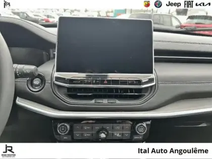 Photo 13 Jeep Compass  1.5 Turbo T4 130ch MHEV Limited 4x2 BVR7