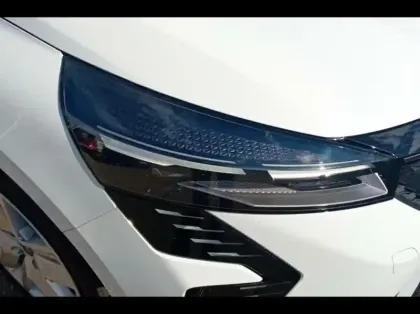 Photo 10 Renault Clio  1.6 E-Tech 145ch full hybrid Evolution - 24