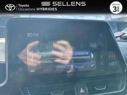 Photo 14 Toyota C-HR  122h Graphic 2WD E-CVT RC18