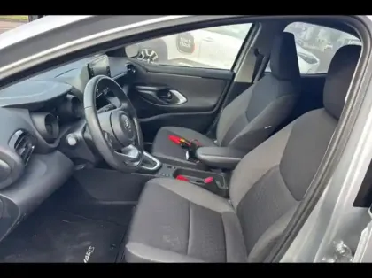 Photo 9 Toyota Yaris  116h Design Pack 5p MY22 NG