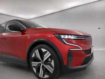 Photo 10 Renault Megane  E-Tech Electric EV60 220ch Iconic super charge