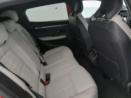 Photo 7 Renault Megane  E-Tech Electric EV60 220ch Iconic super charge