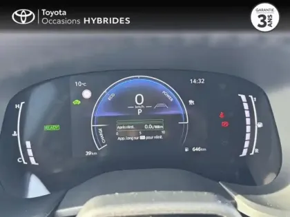 Photo 13 Toyota Aygo  X 116h Graphic