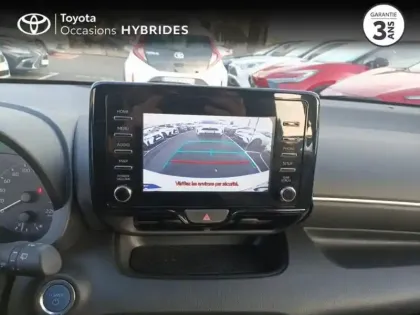 Photo 14 Toyota Yaris Gén. IV Ph1 Dynamic 5