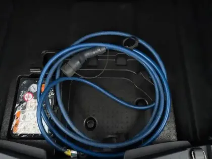 Photo 9 Ford Mustang  Mach-E 294ch Extended Range 99kWh 7cv