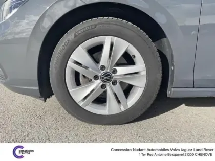 Photo 8 Volkswagen Golf  2.0 TDI SCR 150ch Life Business DSG7