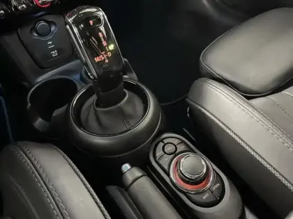 Photo 11 Mini Mini  Cooper 136ch Yours BVA7