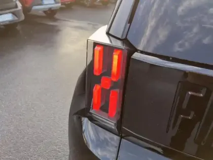 Photo 8 Fiat Panda Grande  1.2 Hybrid Turbo 110ch La Prima eDCT6