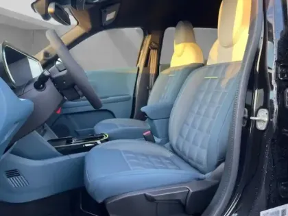 Photo 10 Fiat Panda Grande  1.2 Hybrid Turbo 110ch La Prima eDCT6