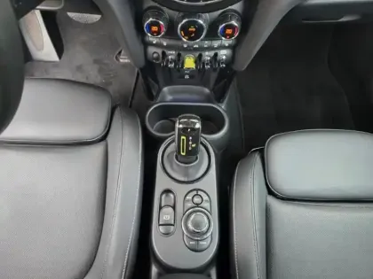 Photo 11 Mini Mini  Cooper SE 184ch Edition Premium BVA 5CV