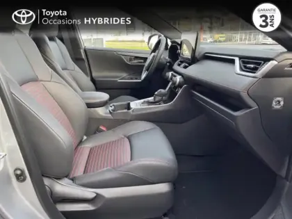 Photo 11 Toyota Rav4 Gén. V Ph1 Design Business 5