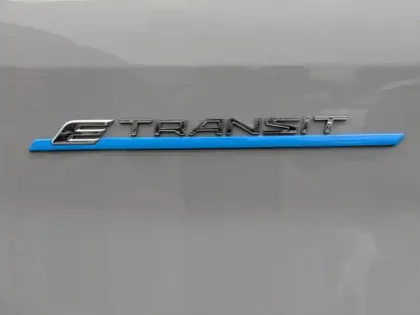 Photo 9 Ford Transit Gén. I Ph2 Trend Business 4