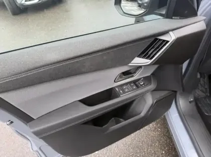 Photo 9 Opel Grandland  1.2 Turbo Hybrid 145ch Ultimate e-DCT6