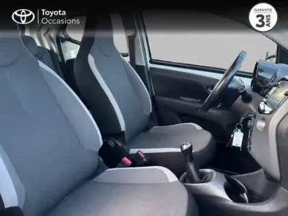 Photo 5 Toyota Aygo  1.0 VVT-i 72ch x-play 5p MY20
