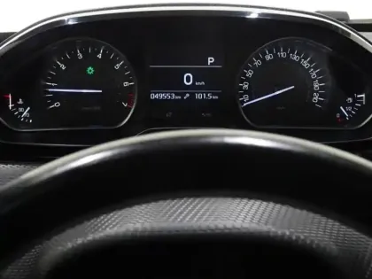 Photo 14 Peugeot 208  1.2 PureTech 110ch Allure S&S EAT6 5cv 5p