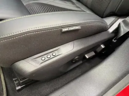 Photo 12 Peugeot 308  1.2 PureTech 130ch S&S GT Pack EAT8