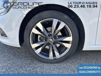 Photo 10 Renault Megane  1.3 TCe 140ch FAP Intens EDC