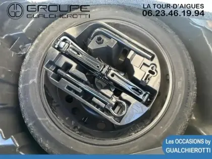 Photo 12 Renault Megane  1.3 TCe 140ch FAP Intens EDC